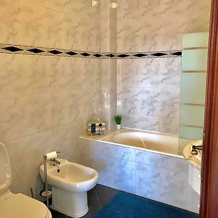 Hotel Catloc & Kitcat Local